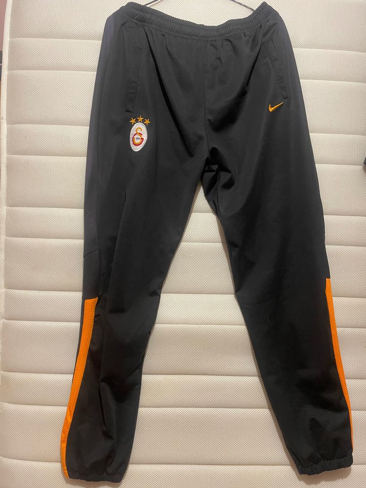 Nike Black Sports Pants With Galatasaray Logo