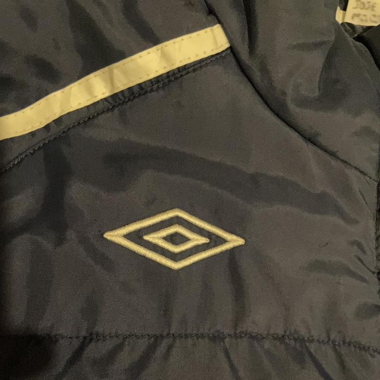 Vintage navy Umbro puffer parka jacket 4