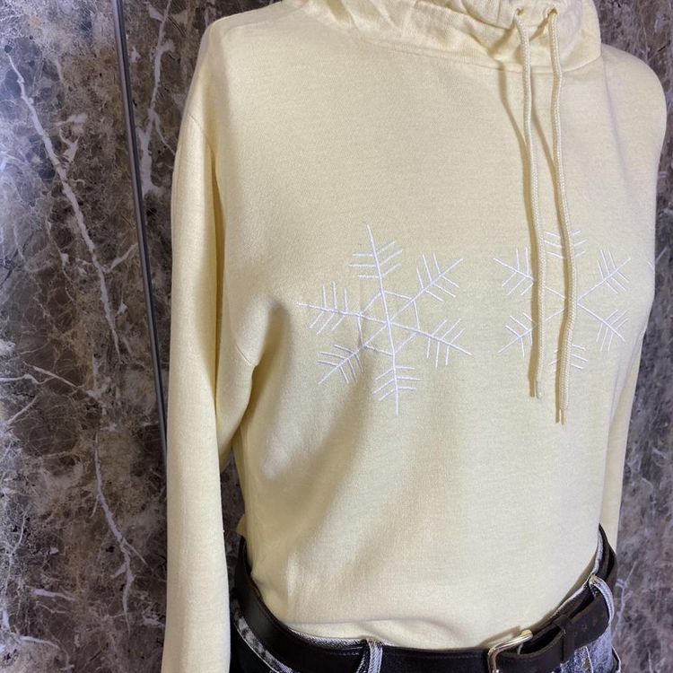 80s Drawstring collar Sweater 3