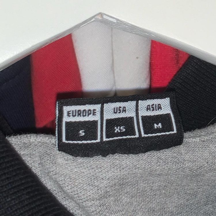Southampton 2021/22 Hummel Football Training Polo Shirt Grey XS 2