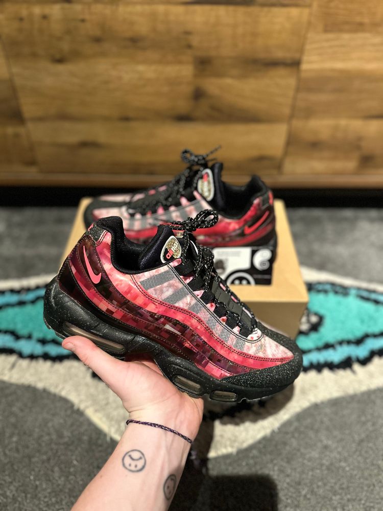 Nike Air max 95 “Cherry blossom ” U.K. 8.5