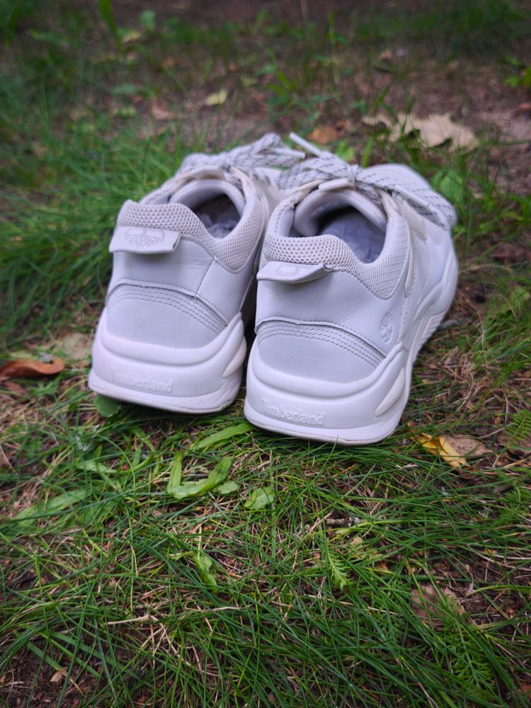 Timberland White Sneakers image 3