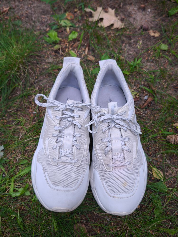Timberland White Sneakers image 10