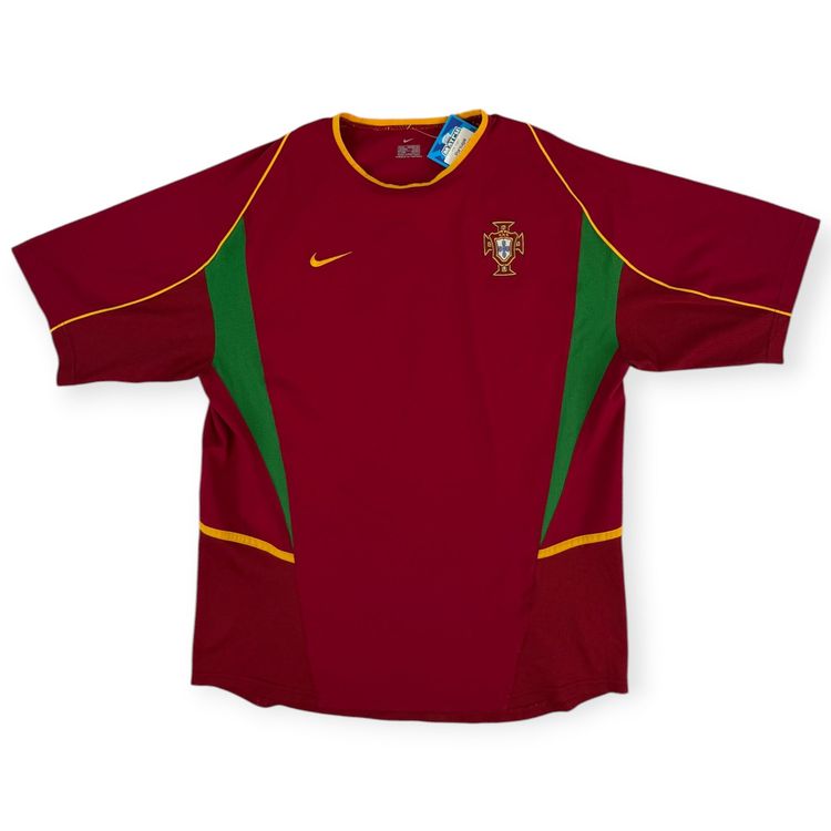 Portugal 2002 Home Shirt (L)