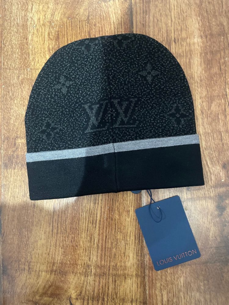 Louis Vuitton Black Beanie Hat image 6