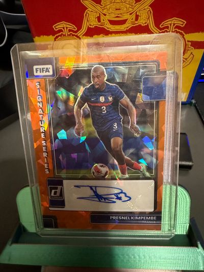 Presnel Kimpembe Fifa Signature Series Trading Card