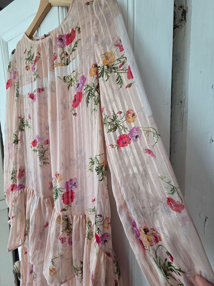 Floral Long Sleeve Dress 4