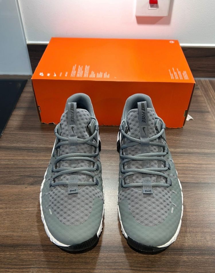 Nike Free Metcon 5 Gym Training Shoes - ‘Smoke Grey’ - Size UK 8,9,10.5,11 8