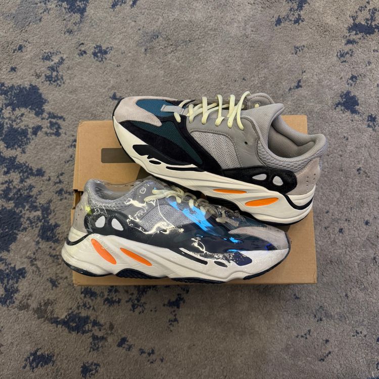 Yeezy Boost 700 Wave Runner 42 image 1