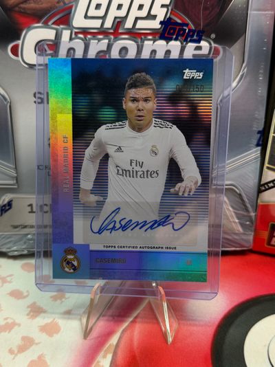 Topps Chrome Football Trading Card Casemiro