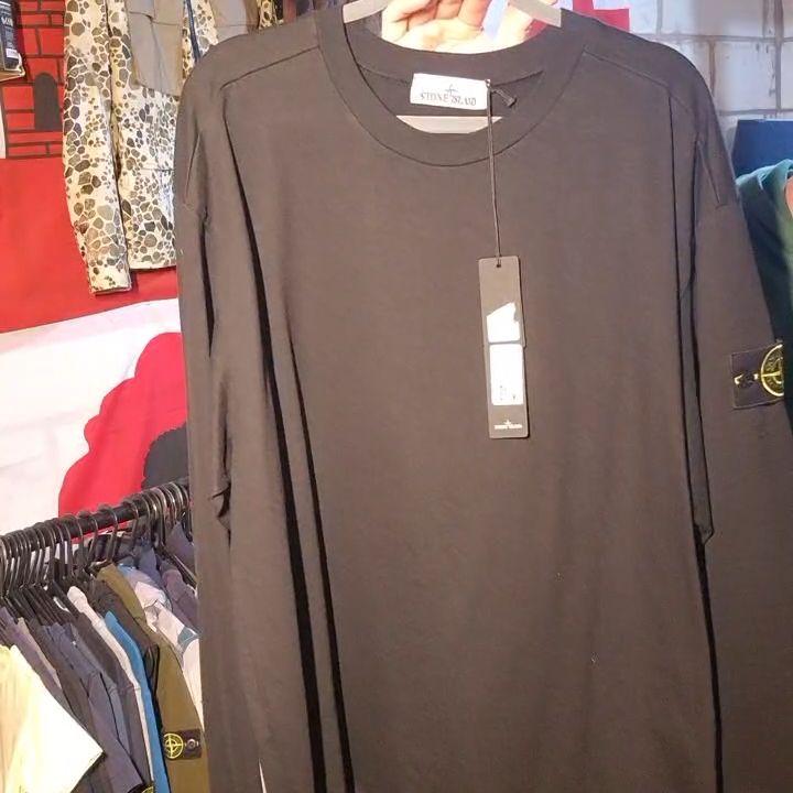 Immagine di Stone Island Crewneck Sweatshirt - XL - Brand New 1