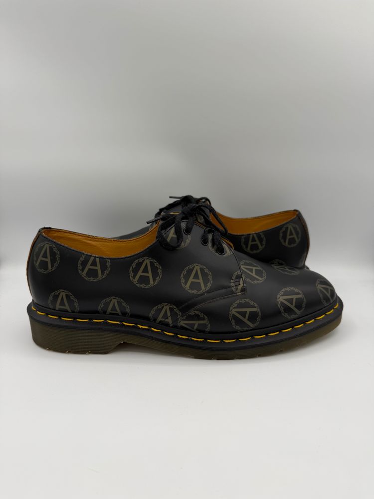 SUPREME X DR MARTENS X UNDERCOVER 44