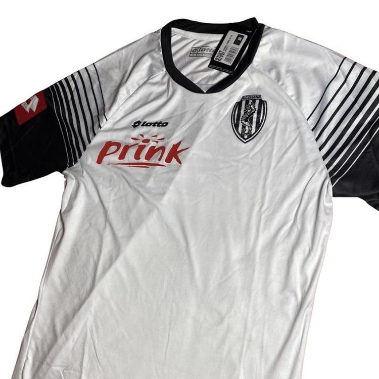 A.C Cesena 2014/2015 Home Football Shirt image 2