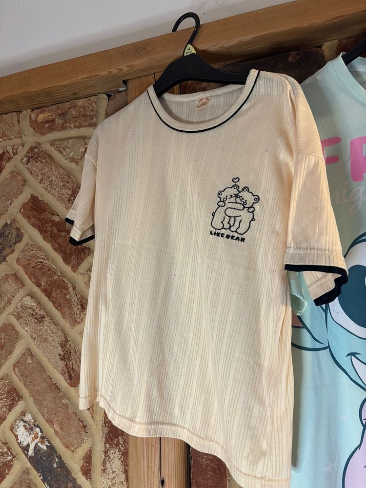 Cream Cream Short Sleeve T-Shirt With Bear Graphic product image