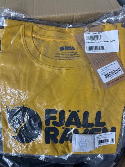 Fjällräven Logo Tee Small Ochre