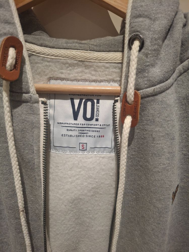 Vo Sleeveless Zip-Up Hoodie 3