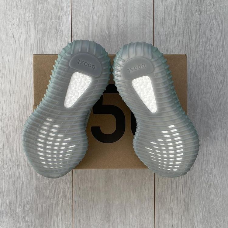Yeezy Boost 350 Salt - UK 4.5 & 5 imagen 3