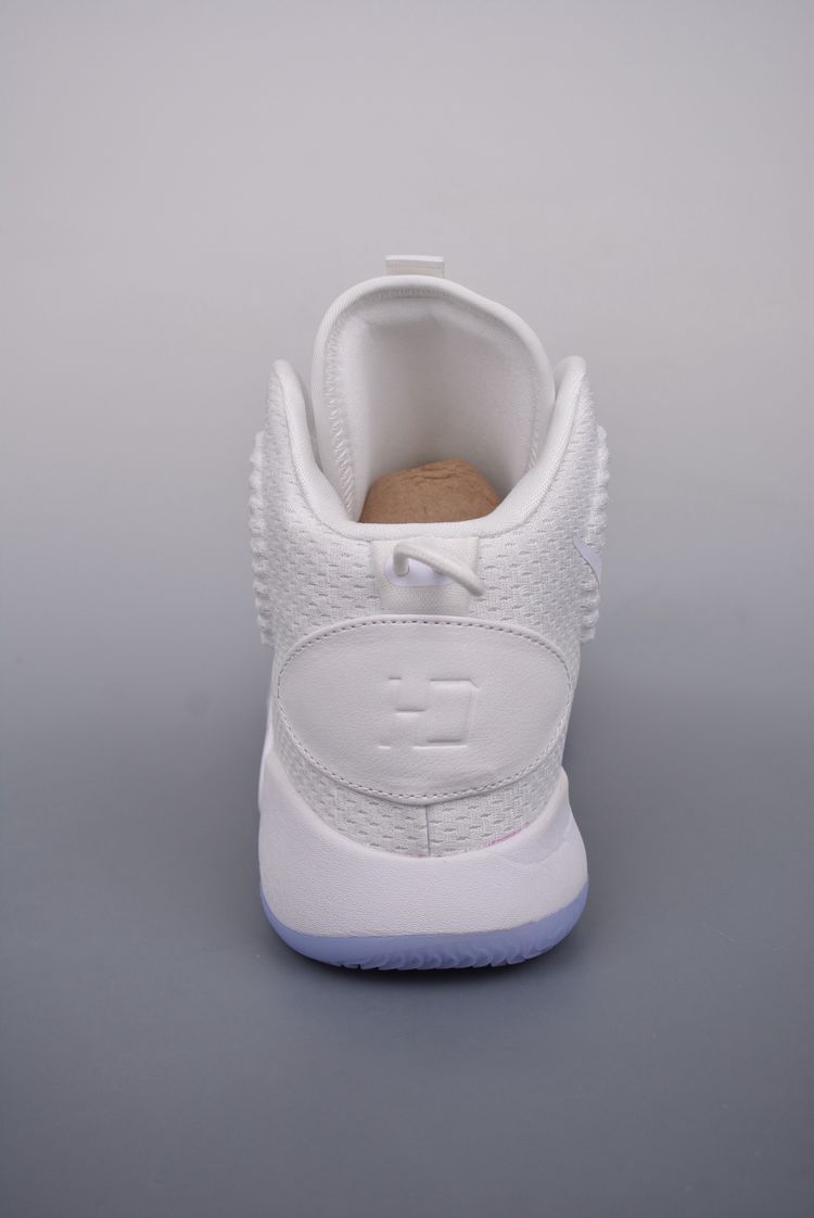 Sneakers image 2