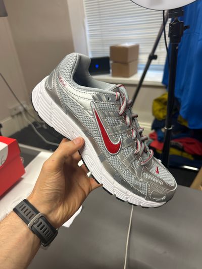 UK 3/4/5/5.5/6 - Nike p6000 metallic silver red