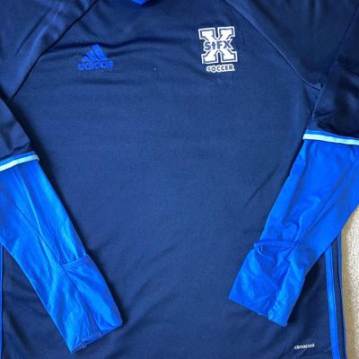 Adidas sportswear sweatshirt 4