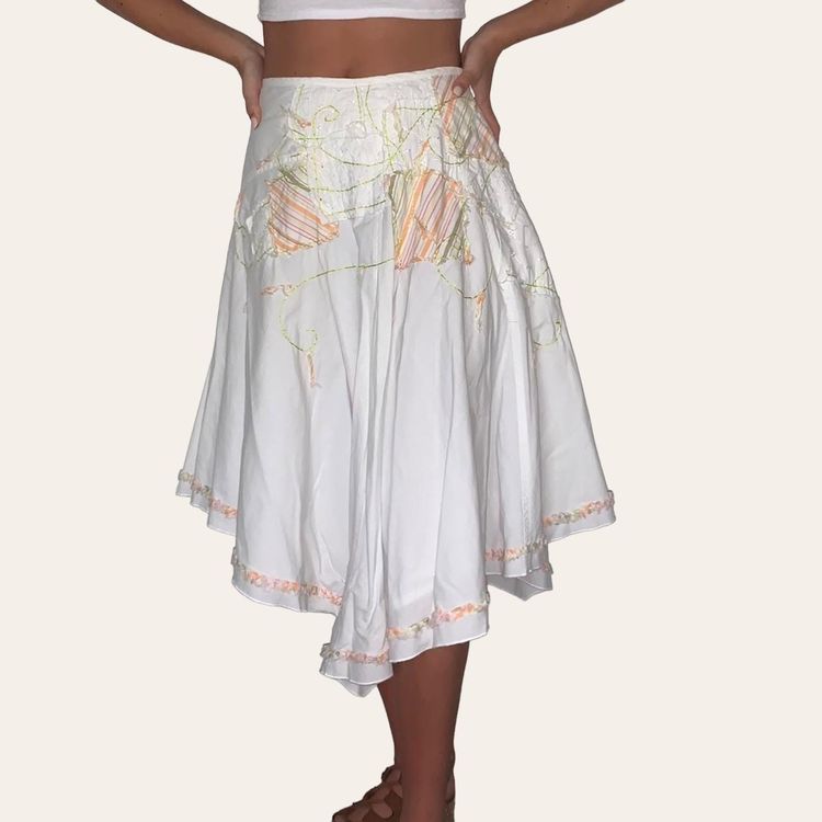 Immagine di Embroidered Asymmetrical Midi Skirt 2