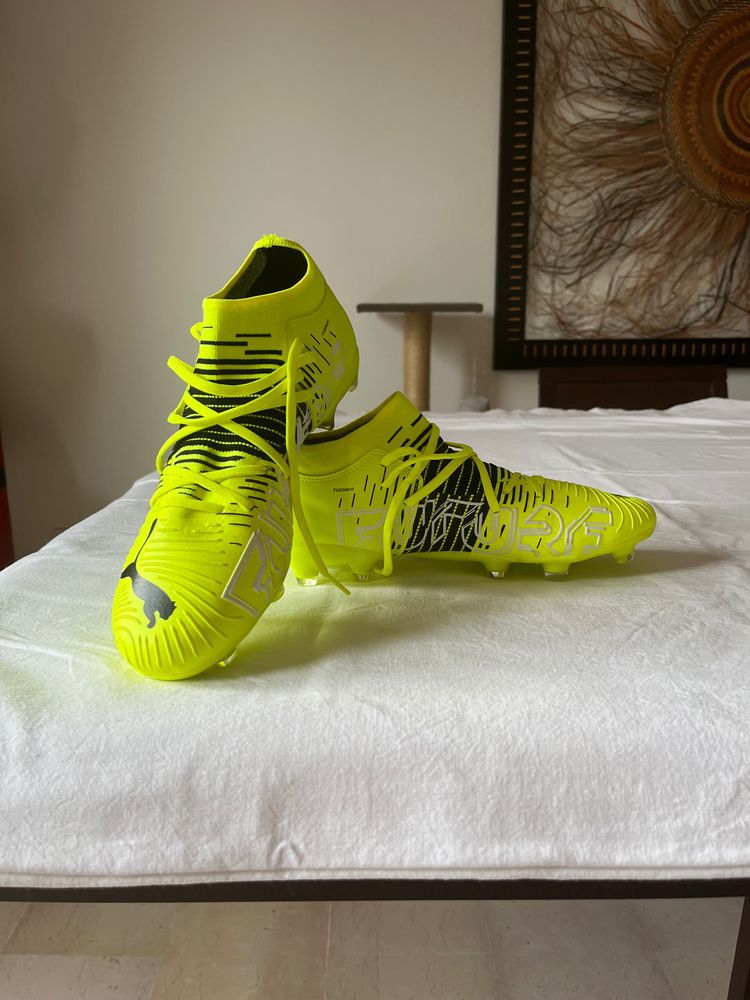 Puma Puma yellow soccer cleats product image