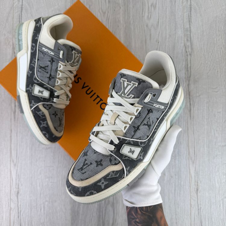 Louis Vuitton Men’s Grey / White Monogram Low Trainers - Uk 9.5 (Fit 10/10.5) image 6