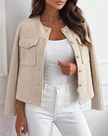 Beige Textured Knit Jacket With Gold Buttons imagen 2