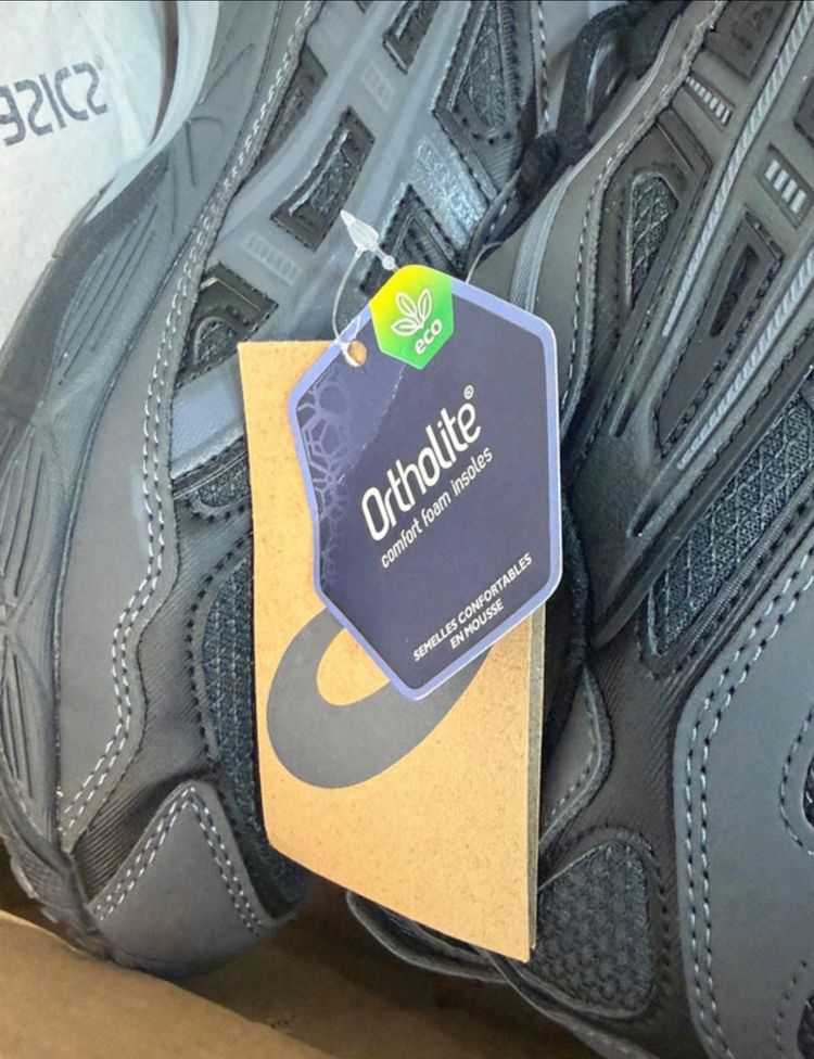 Asics Black And Grey Running Shoes image 6