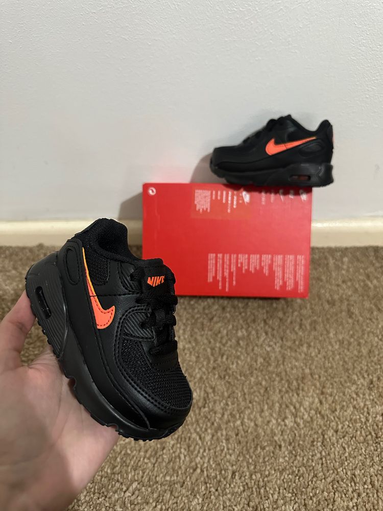 Nike Nike Black And Orange Toddler Sneakers product image