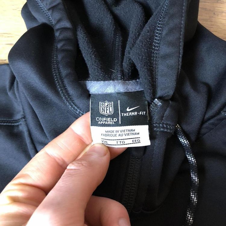 Vintage Nike NFL x Carolina Panthers Hooded Jacket 4