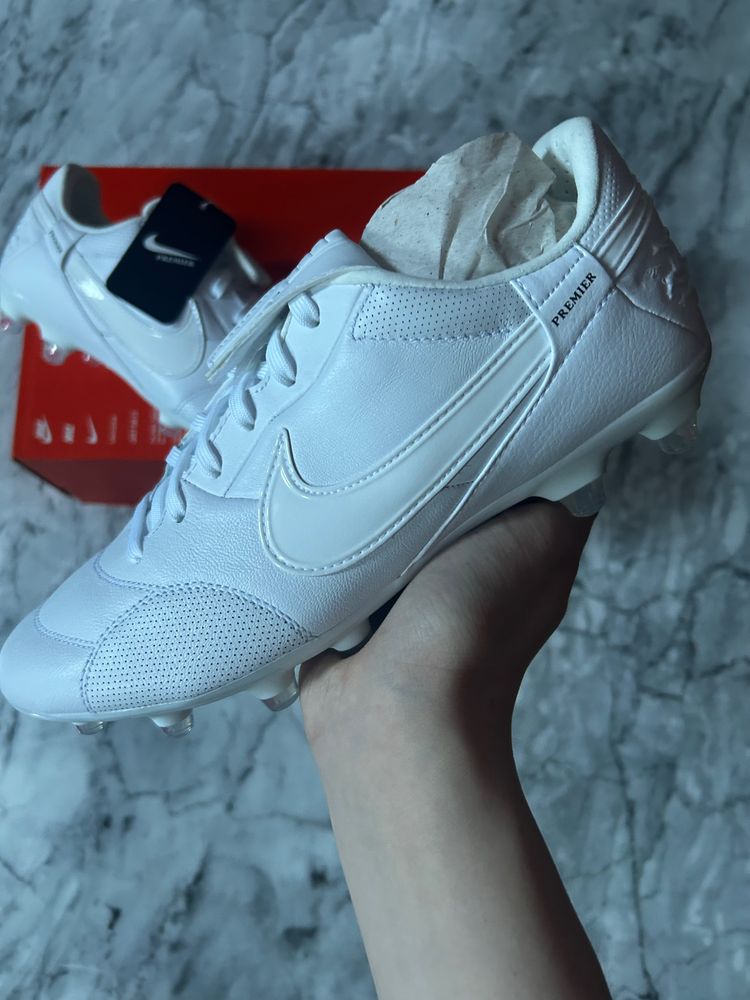Nike Nike White Football Boots product image
