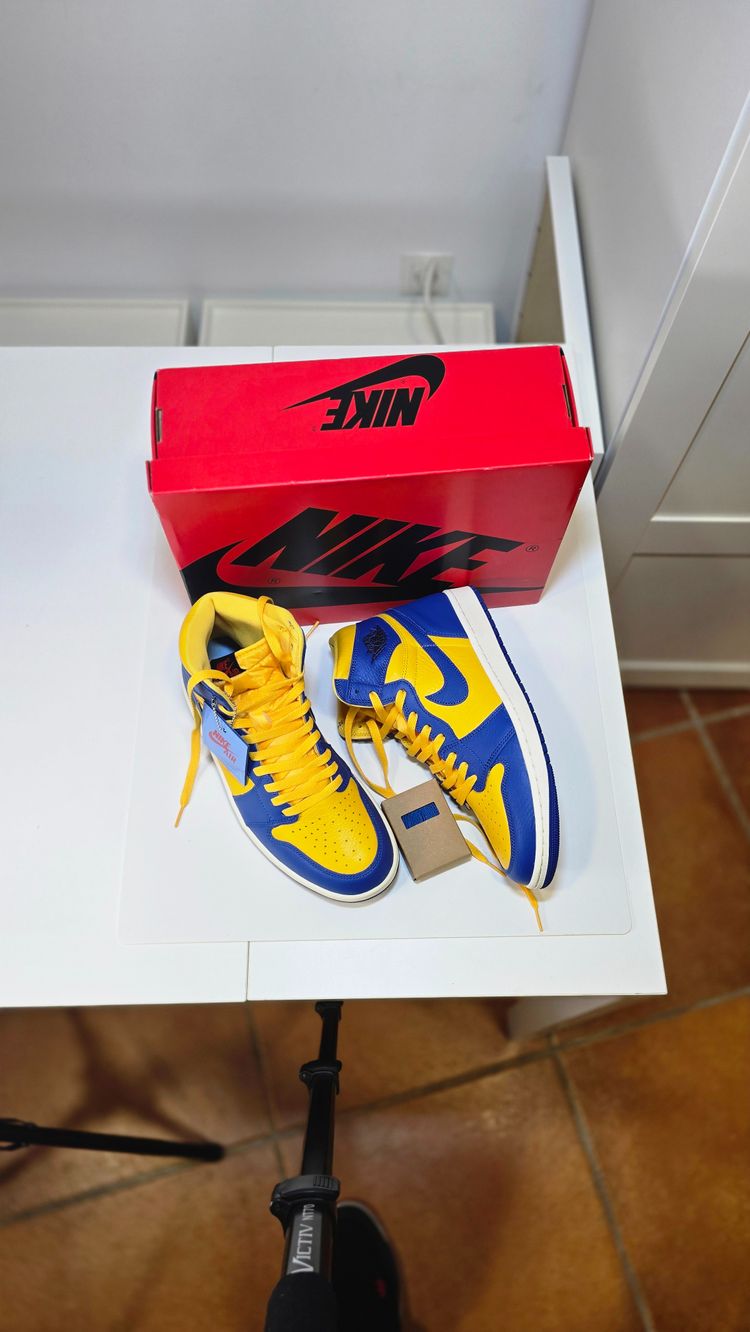 Nike Nike High-Top Sneakers product image