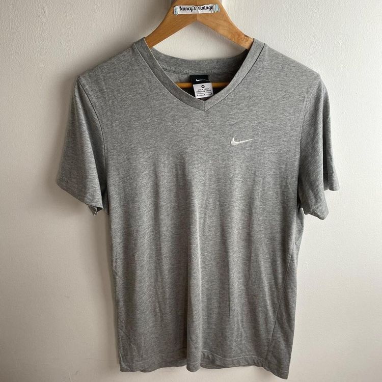 Nike grey tshirt with white logo early 2000s tee image 1