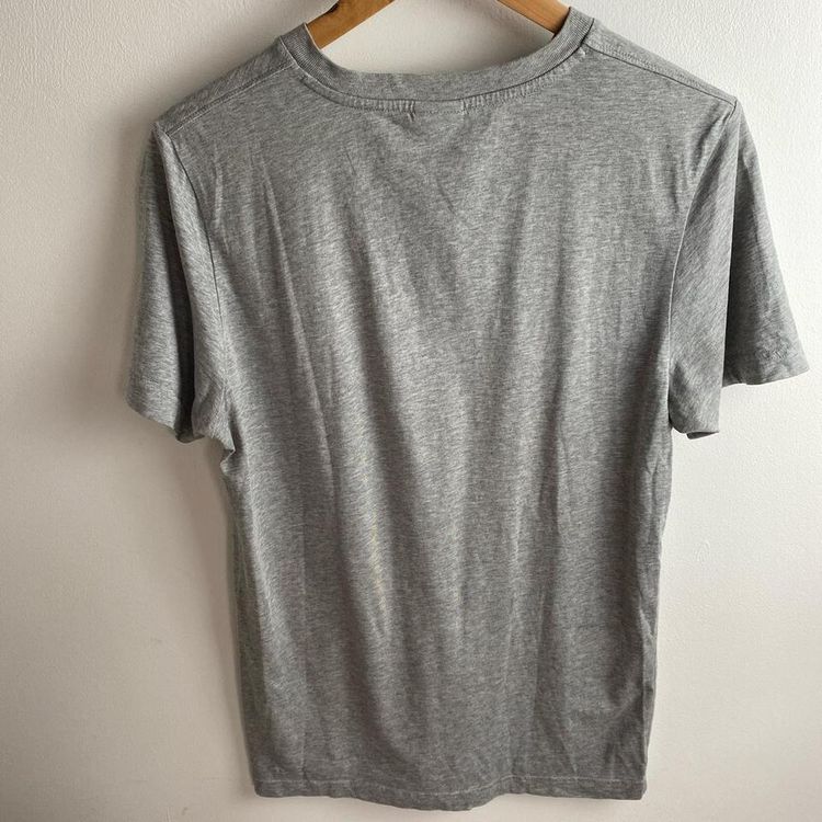 Nike grey tshirt with white logo early 2000s tee image 3