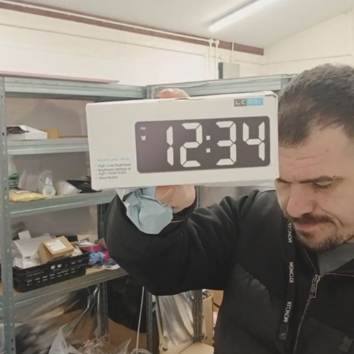 Unknown Digital Alarm Clock - Other product image