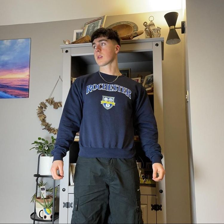 Vintage Champion x Rochester State University Sweatshirt 3