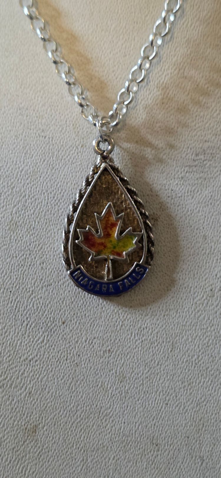Niagara Falls Maple Leaf Pendant Necklace