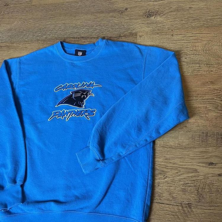 Vintage Reebok NFL x Carolina Panthers Embroidered Sweatshirt image 2
