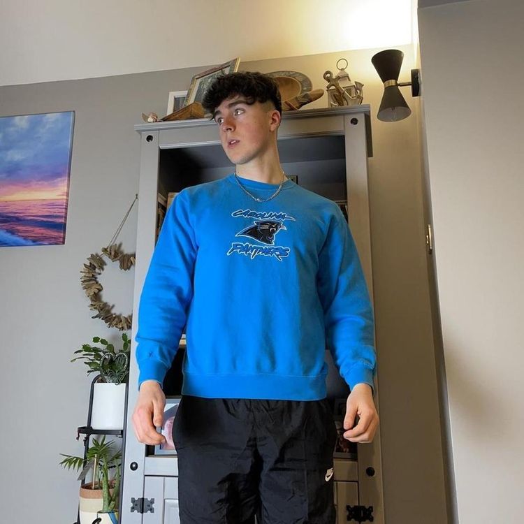 Vintage Reebok NFL x Carolina Panthers Embroidered Sweatshirt image 3