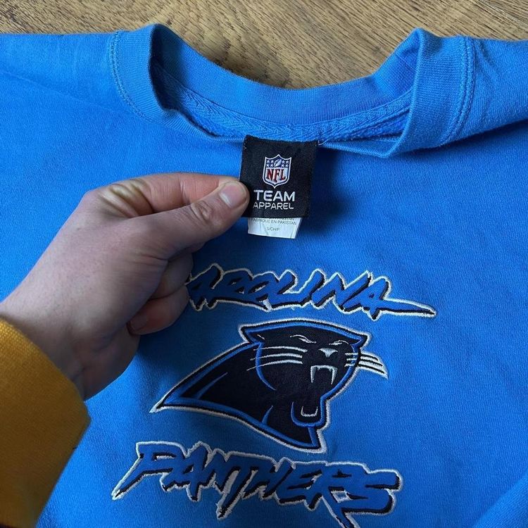 Vintage Reebok NFL x Carolina Panthers Embroidered Sweatshirt image 4