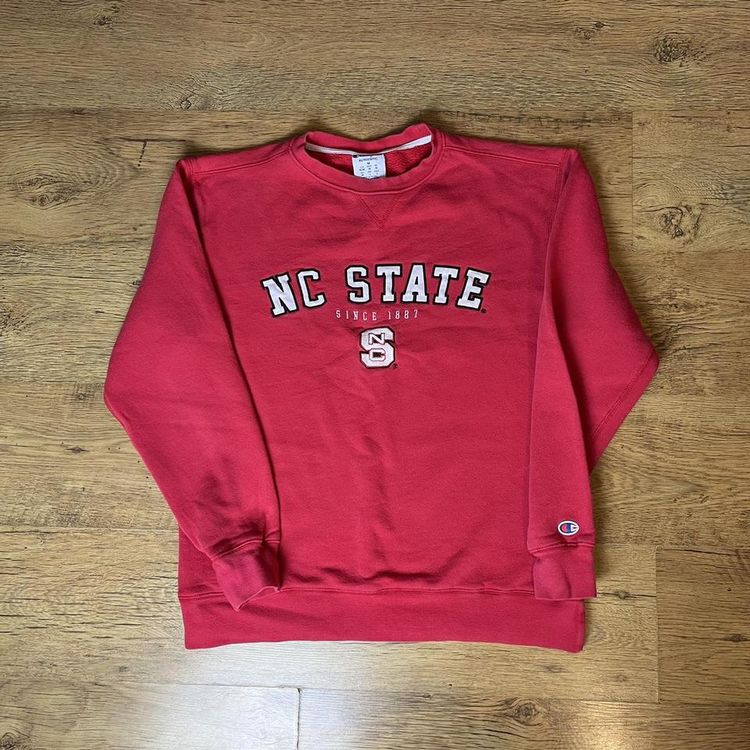 Vintage Champion x North Carolina State Graphic Sweatshirt 2