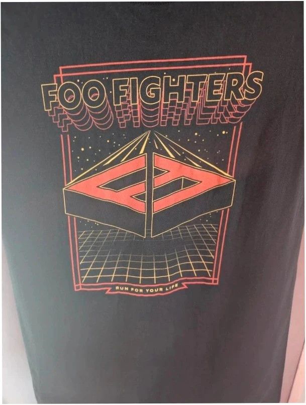 Foo Fighters Black Run For Your Life Graphic Band T Shirt S UK 8 10 image 2