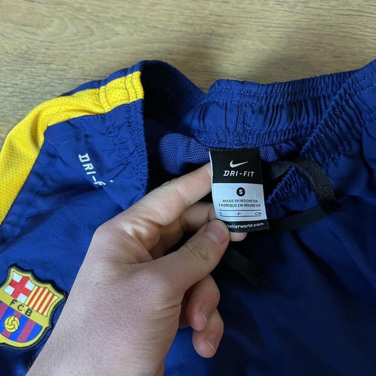 Vintage Nike Team x FC Barcelona Track Pants 4