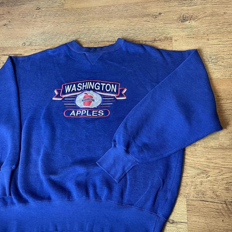 American Vintage x Washington Apples Graphic Sweatshirt image 2