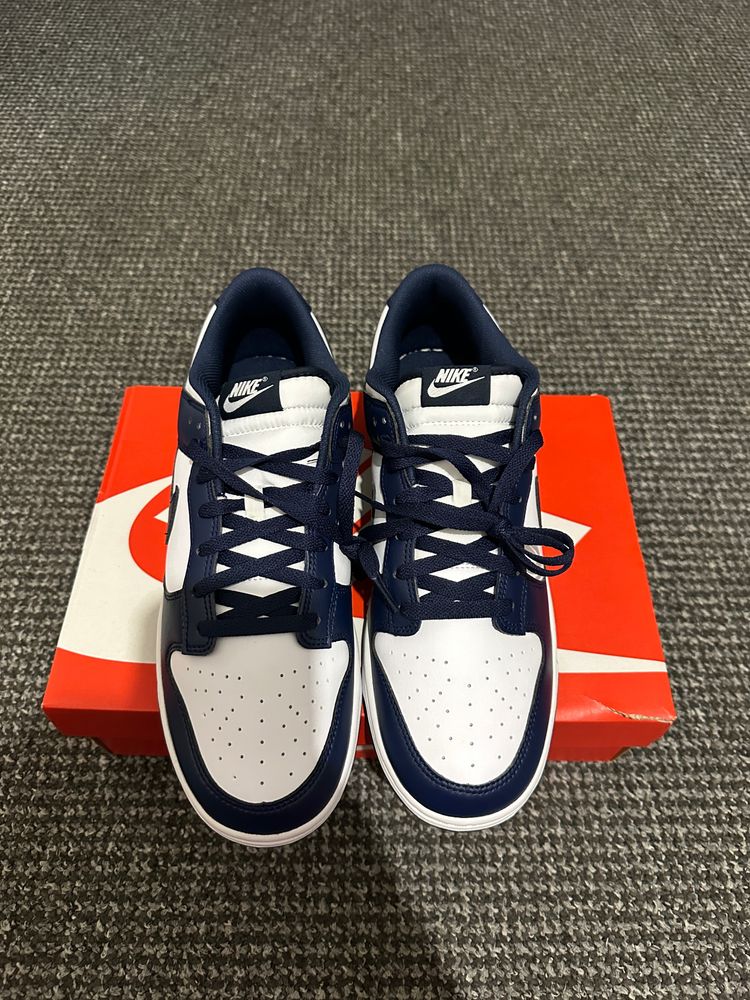 Nike Low-Top Sneakers 2