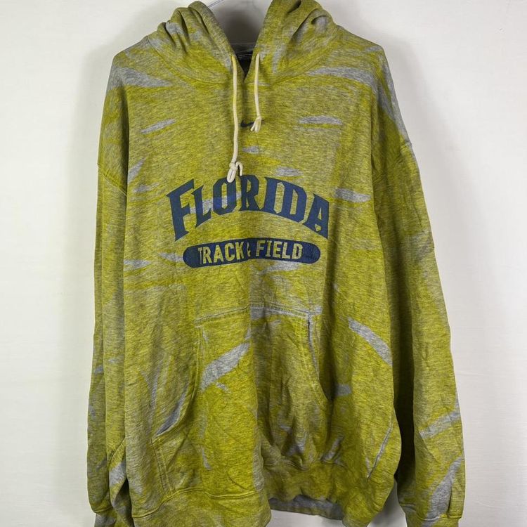 Nike logo sweatshirt