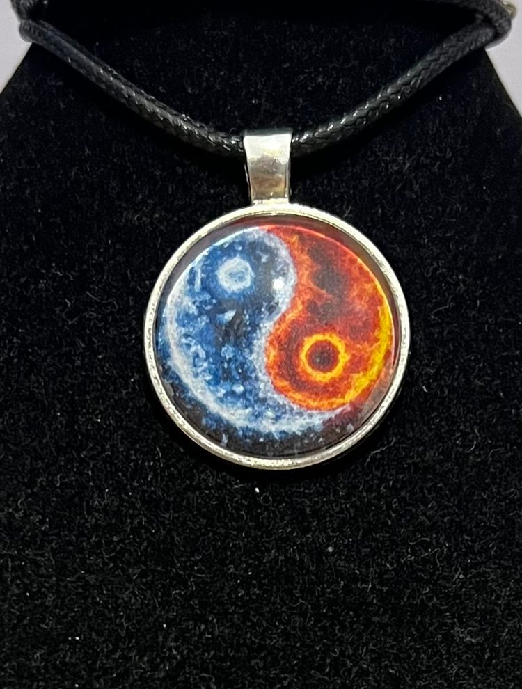 YIN YANG GLASS HANDMADE NECKLACE 