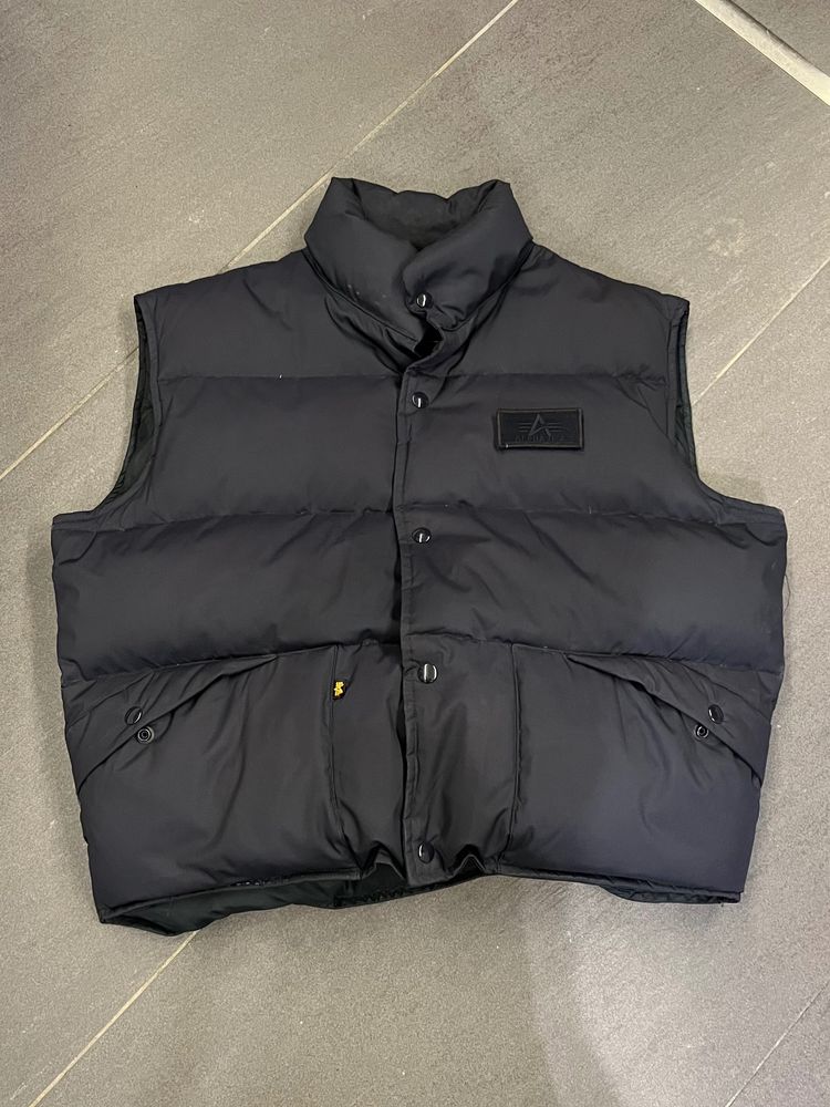 Alpha Industries Vintage Alpha Industries 1977 Black Puffer Vest  product image