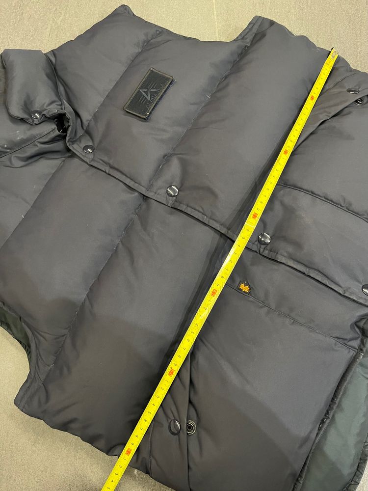 Vintage Alpha Industries 1977 Black Puffer Vest  5